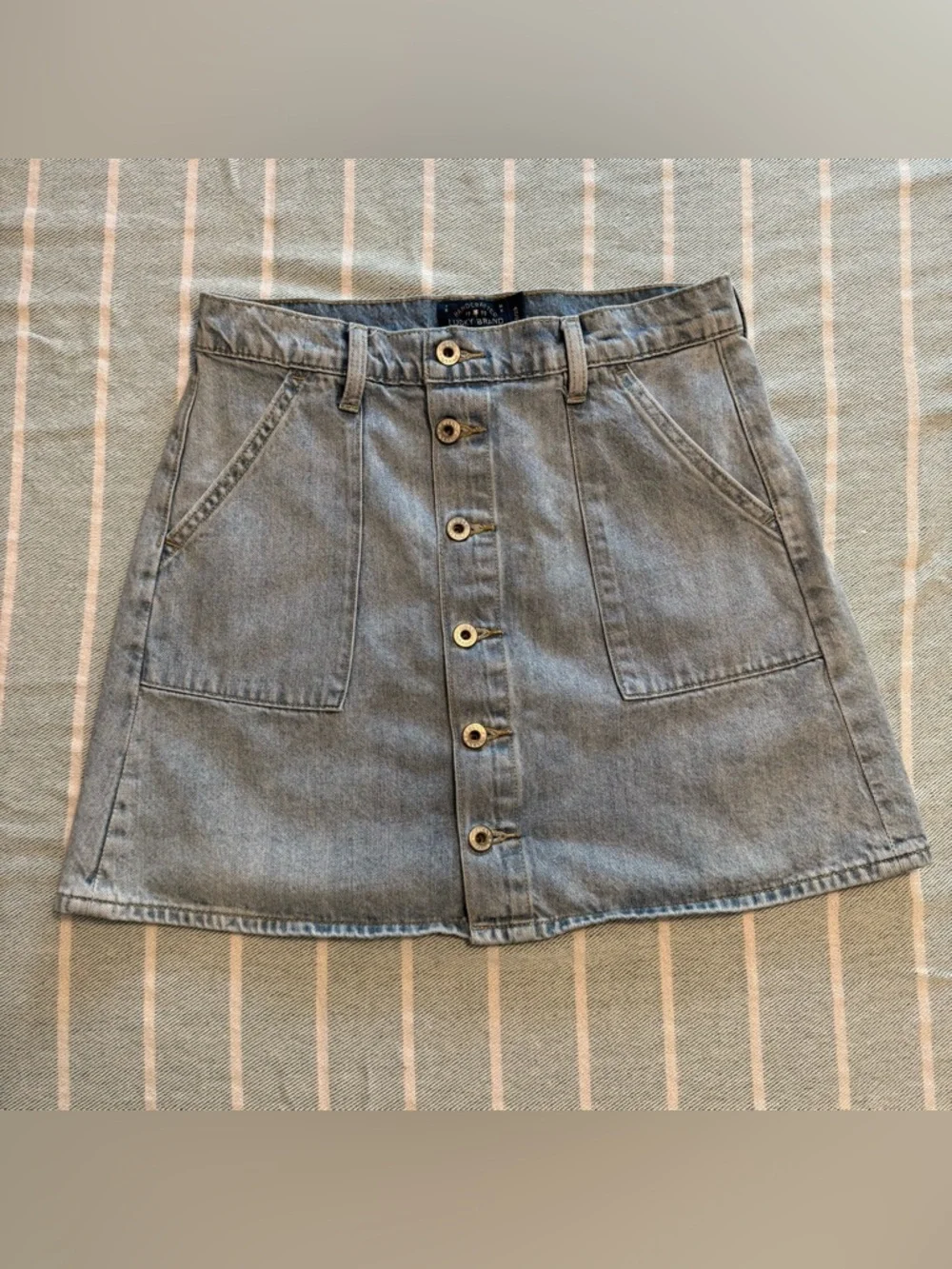 lucky brand denim utility skirt with pockets, women's size 8/29, button down - Picture 16 of 16